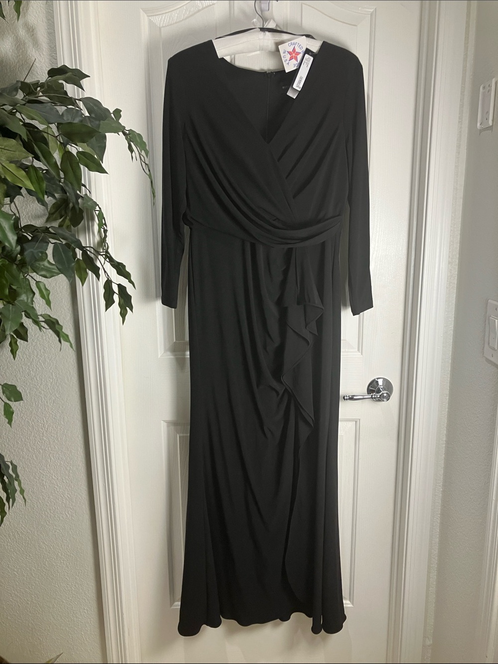 Betsy & Adam "ELLE” Jersey Knit Long Sleeve Side Slit Dress, 14, Black